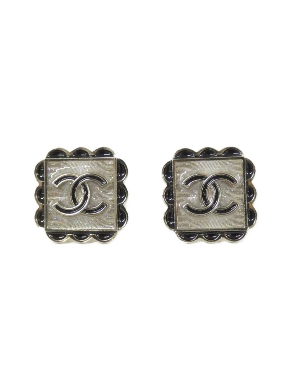 Chanel Earrings Gold